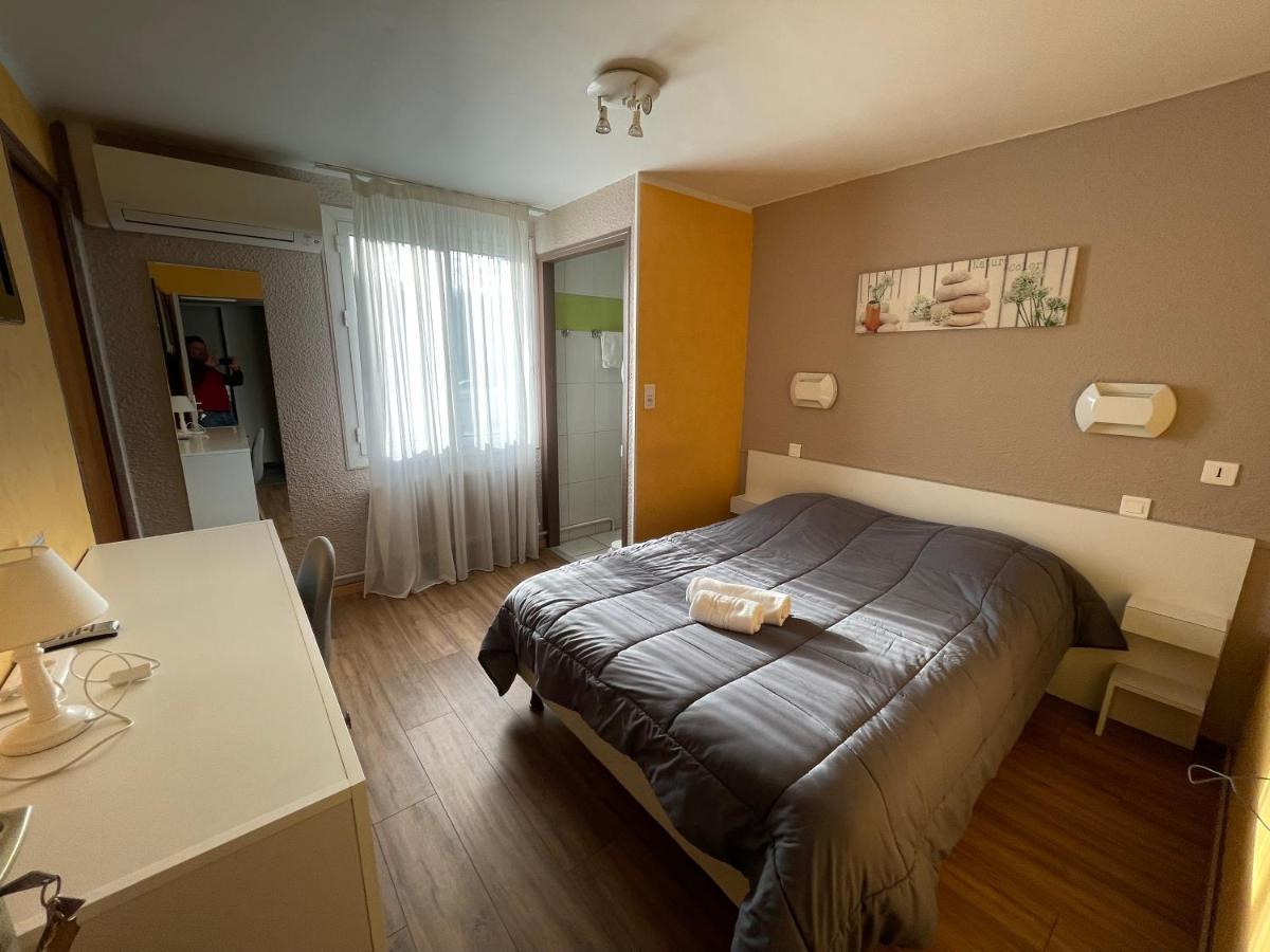 Hotel Les Chenes Sisteron Luaran gambar