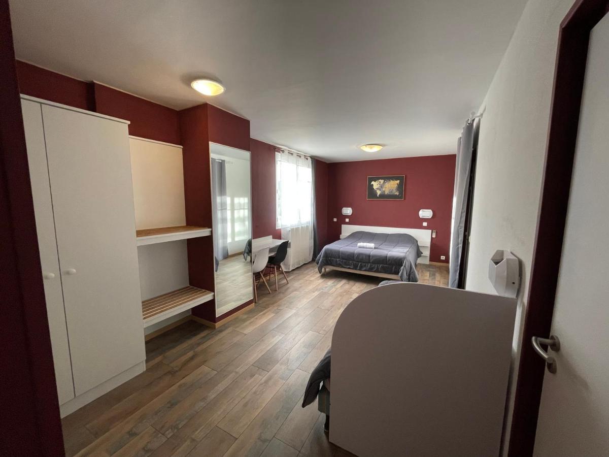 Hotel Les Chenes Sisteron Luaran gambar