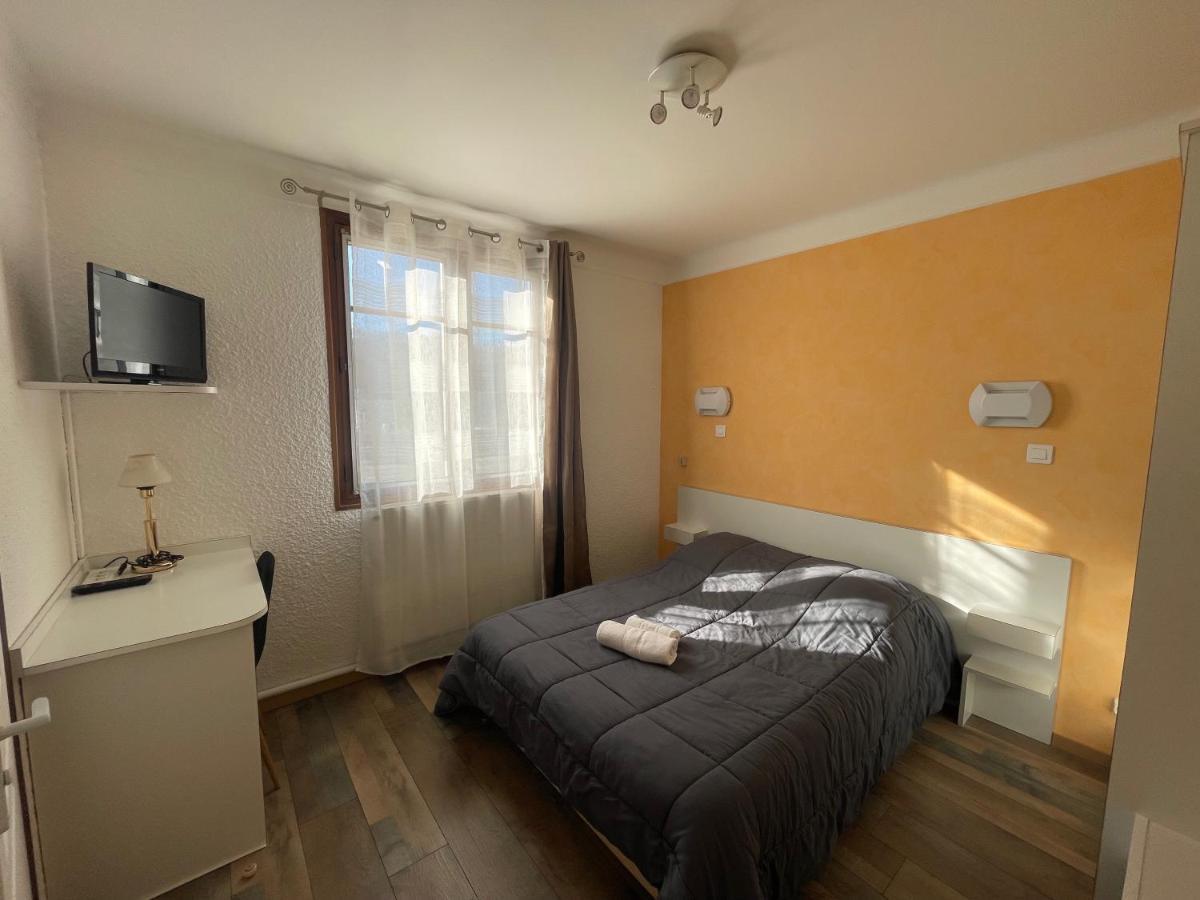 Hotel Les Chenes Sisteron Luaran gambar